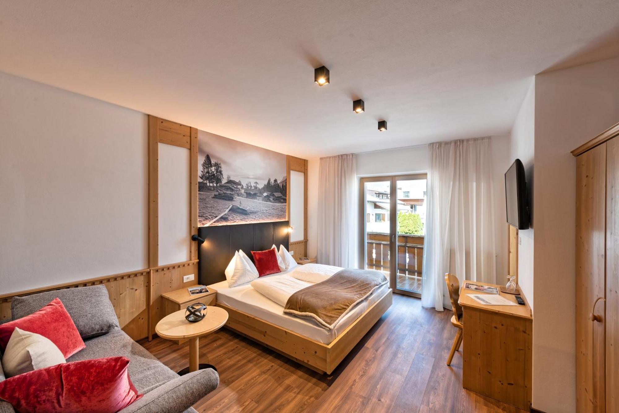 Hotel Schallerhof Tesimo Exteriör bild