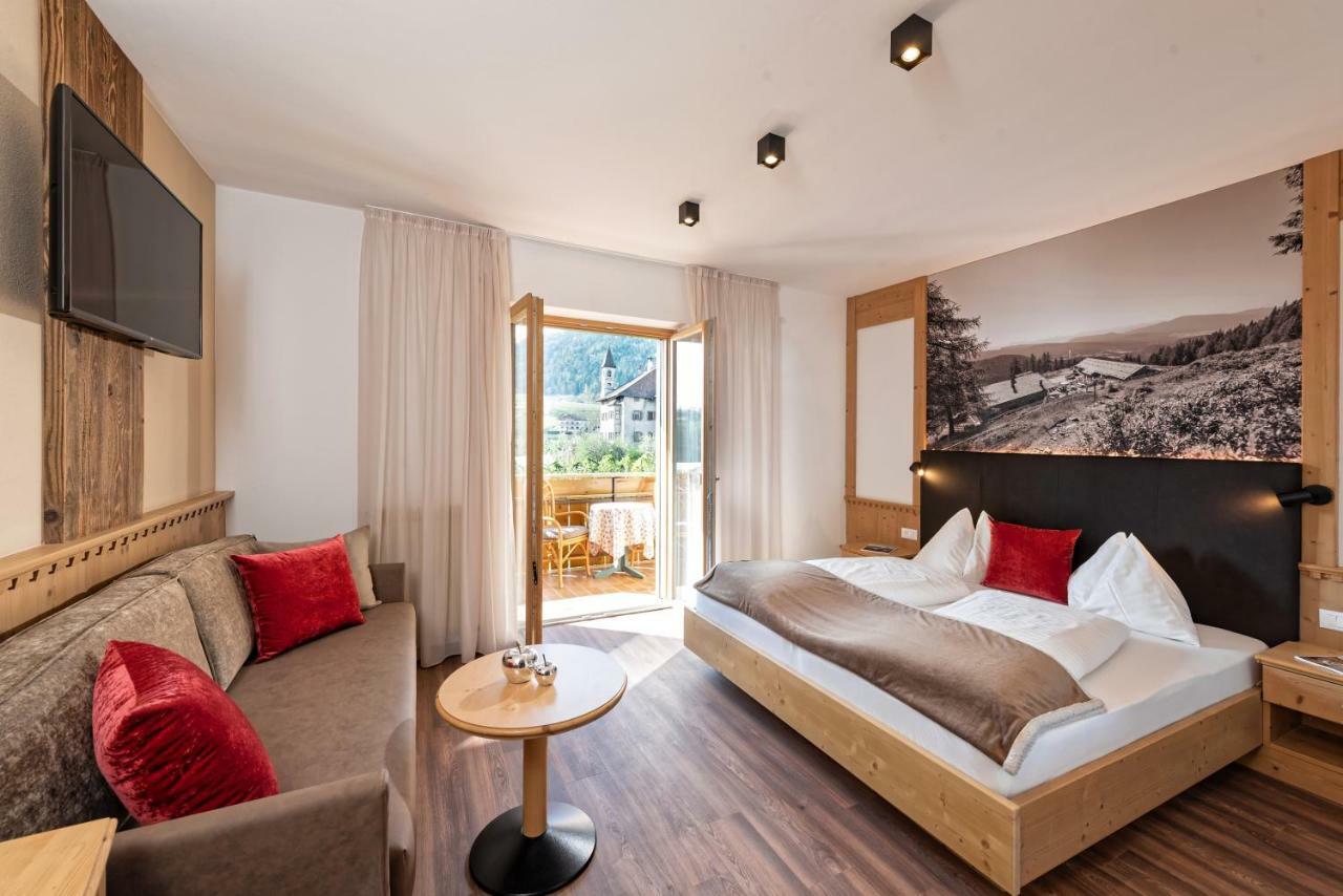 Hotel Schallerhof Tesimo Exteriör bild